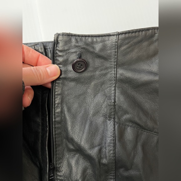 Avanti Leather Skirt Pockets - 8 - Picture 5 of 12